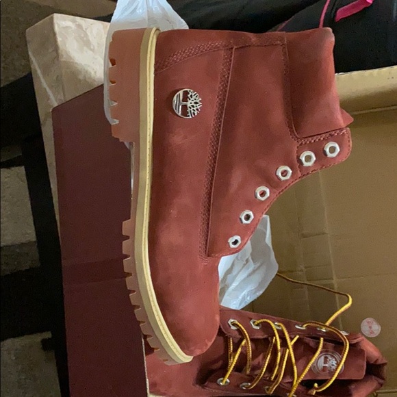 Timberlands - Picture 4 of 7